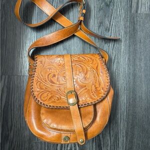 Patricia Nash Elegant Leather Crossbody Bag